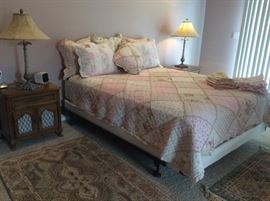 Queen patchwork quilted bedding ensemble