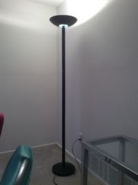 Torchiere halogen lamp