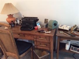 MCM desk and office accessories