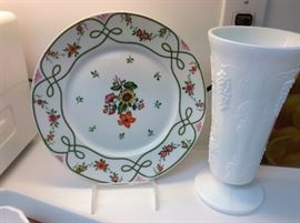 Limoges plate, vintage white vase