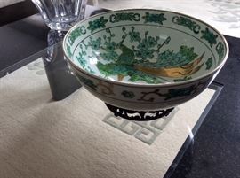 Imari Gold hand painted bowl, with 18k gold detail