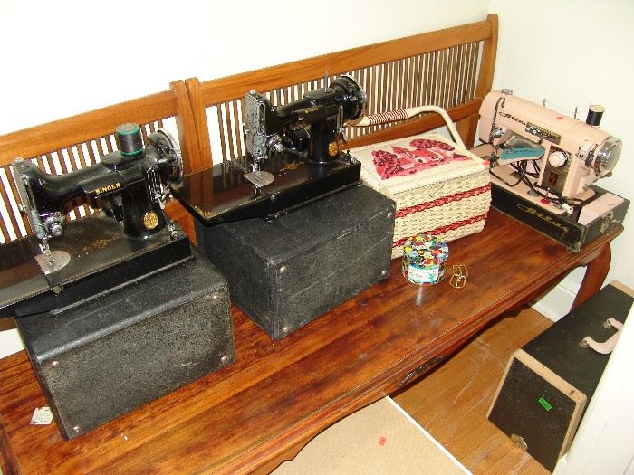 Vintage pink sewing machine