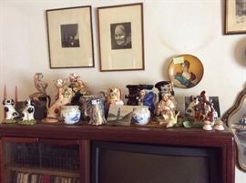 Staffordshire spaniels, Toby jugs, art