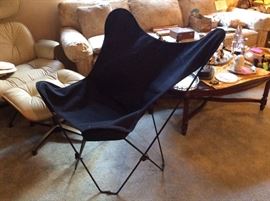 Vintage butterfly chair with white original & newer navy/back cover