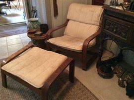 Covers are zipper removable to wash.  Vintage but not sure of maker. 