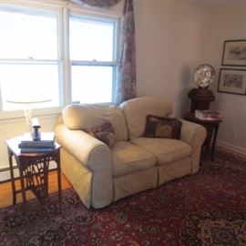 Jennifer Convertible Living Room Suite Matching Sofa & Love Seat