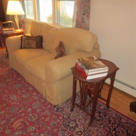 Jennifer Convertible Living Room Suite Matching Sofa & Love Seat