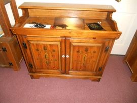 Rare 1970 Magnavox Stereo Dry Sink