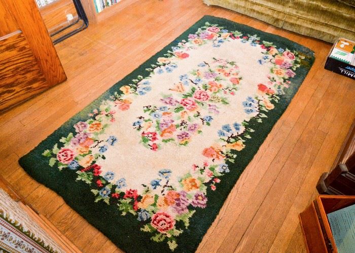 Small Floral Area Rug