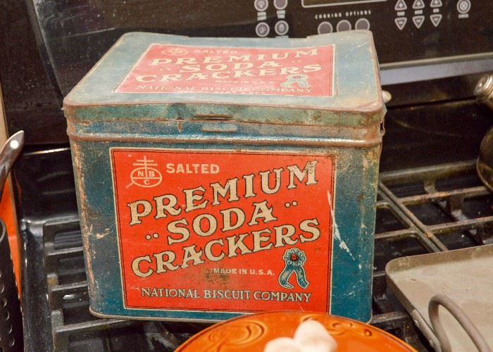 Vintage Soda Crackers Tin Box