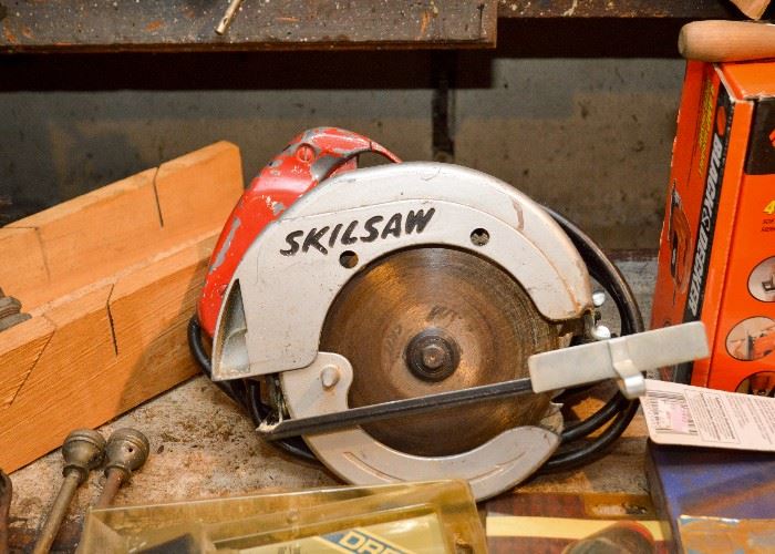 Skilsaw Circular Saw