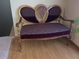 Beautiful antique Settee 