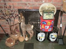 decorative items, tin collection
