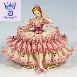 Figurine Dresden Lace Seated Lady