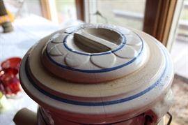 Small hairline in Red Wing watercooler lid