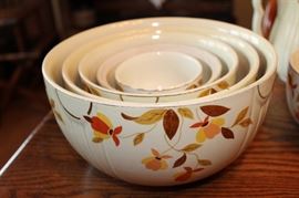 Jewel Tea nesting mixing bowls