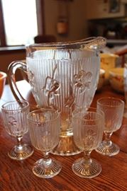 Iris and Herringbone pitcher and cup set