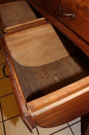 Flour bin drawer in hoosier