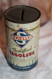 Skelly oil can bank (approximate 4" high)