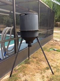 Deer feeder!!