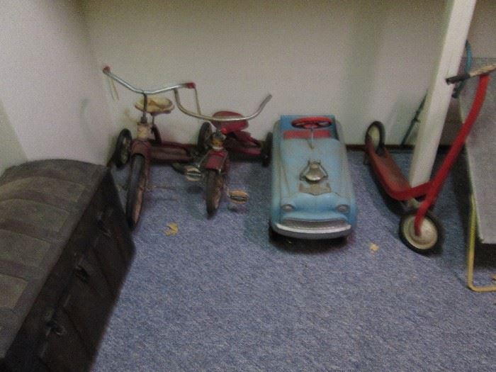 Vintage tricycles, PEdal Car, Scooter