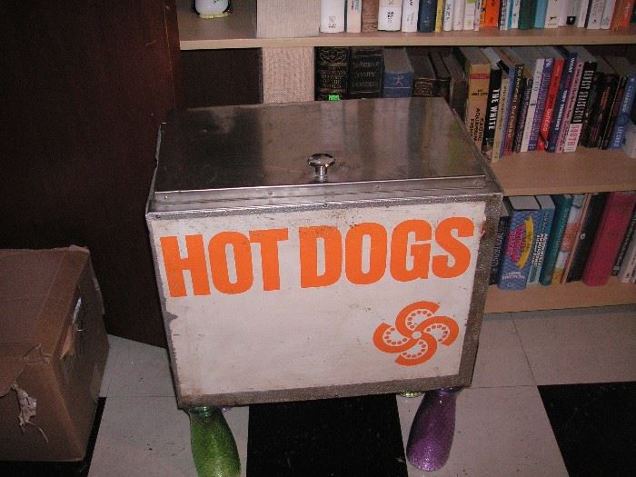 Hot Dog insulated box from King Dome