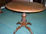 Pedestal Table