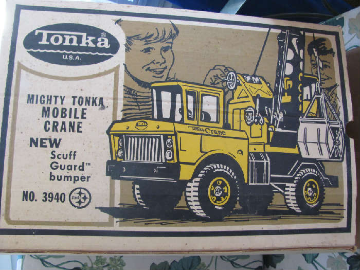 Tonka crane with box