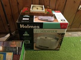 Holmes New in Box Humidifier