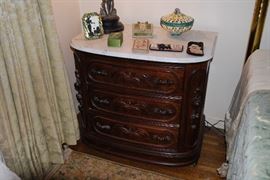 Really Nice 19th Century A.C. Richards - Cincinnati, Ohio Bedroom Piece.