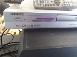 AIWA DVD, VCD, CD PLAYERS XD-AX1