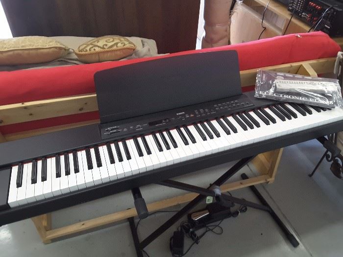Yamaha P60, electronic piano.