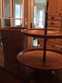 Hammered copper kitchen decor