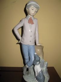 Lladro Daisa 1983 Boy with hunting dog - stump 9" high