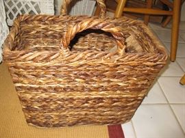 Sturdy basket with bottom liner