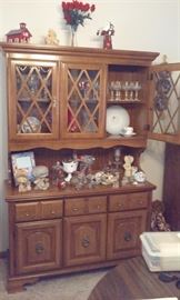 CHINA CABINET TWO PIECE EASY TO MOVE.