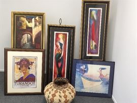 Art by artist Linda Le Kinff.