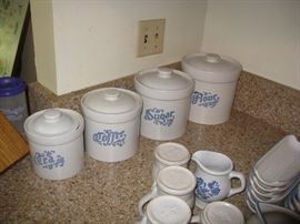 Pfaltzgraff cannister set