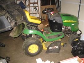 Side of John Deere - we ran it and it works great!