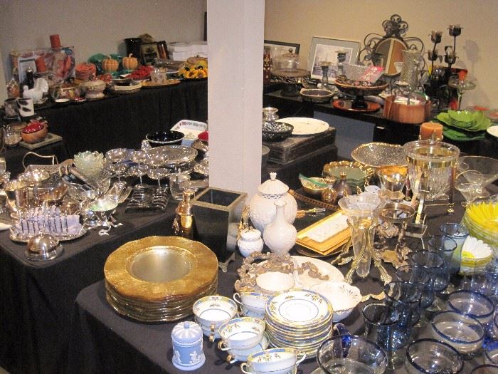 Over 30 tables of kitchen/housewares at this sale.