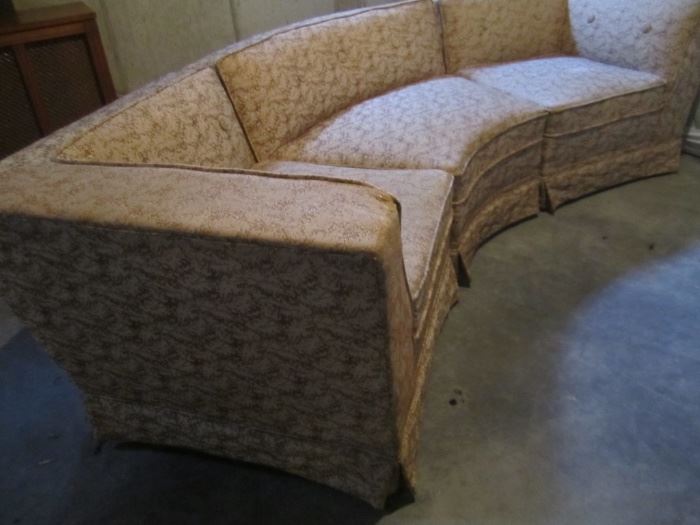 VINTAGE SECTIONAL