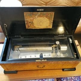 Swiss 10 Tune cylinder music box in beautiful playing condition.