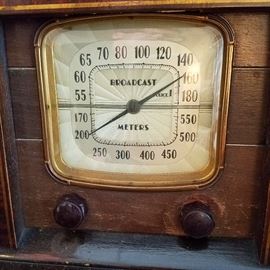 The dial on the radio