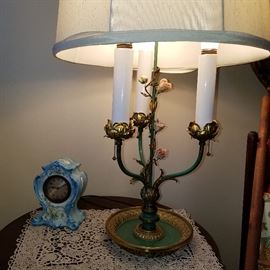 Excellent quality table lamp with porcelain flower details.  Porcelain boudoir clock