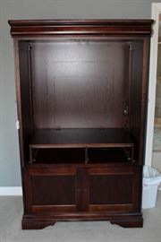 Expanded view of the Entertainment armoire