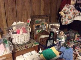 Lots of $1.00 items of craft supplies - value ntage stool, frames, linens