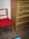 excellent blonde bedroom suite..will sell as a set or seperate
