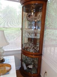 corner curio w/ crystal