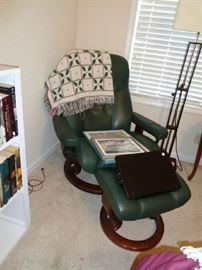 stressless brand, green chair, small damage on arm