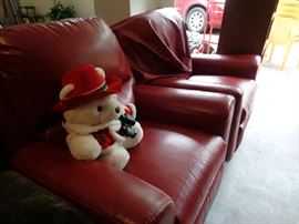 pair of these leather blend recliner, match the sofa inside